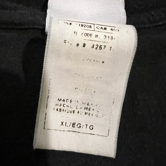 Milan Lucic Boston Bruins Long Sleeved Shirt Sz XL - Picture 5 of 5